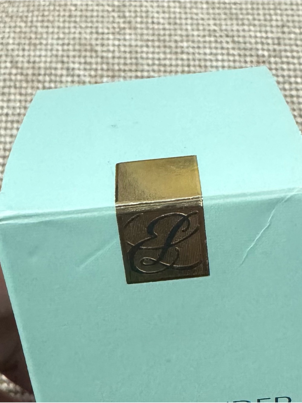 Estee Lauder Advanced Night Repair Serum
Synchronized Multi-Recovery Complex - Picture 3 of 3